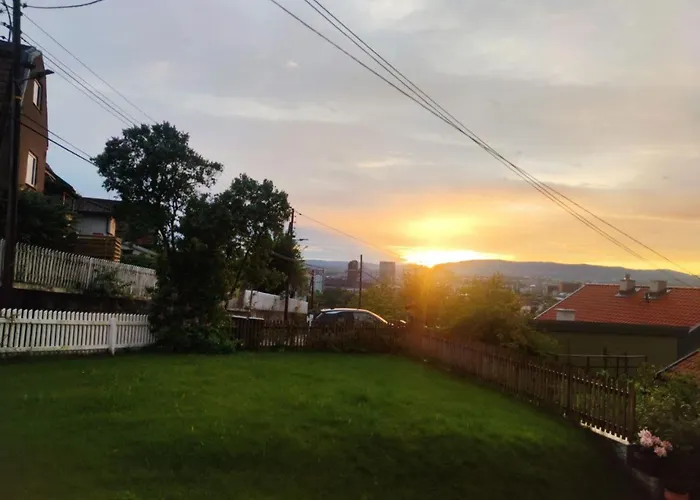 Cozy With Amazing View And Location דירה אוסלו
